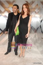 Suzanne Roshan, Uday Chopra at Burberry bash hosted by Christoper Bailey on 9th Dec 2010 (112).JPG